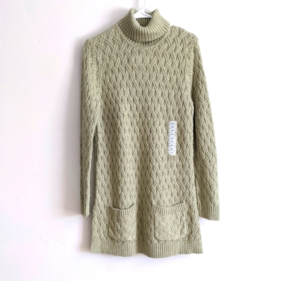 🌿jeanne PIERRE SWEATER🌿 - Picture 1 of 8